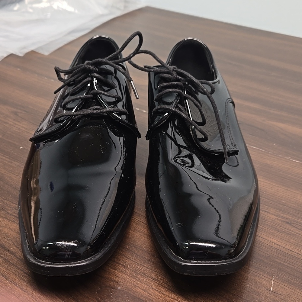 Joseph Abboud Size 10 Black Patent Faux Leather Dress Shoes